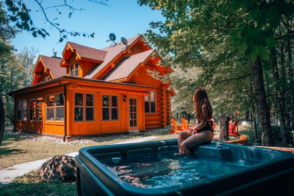 Private Hot Tub Sauna Ski Indoor Pool Nyctale Mille-Isles Εξωτερικό φωτογραφία