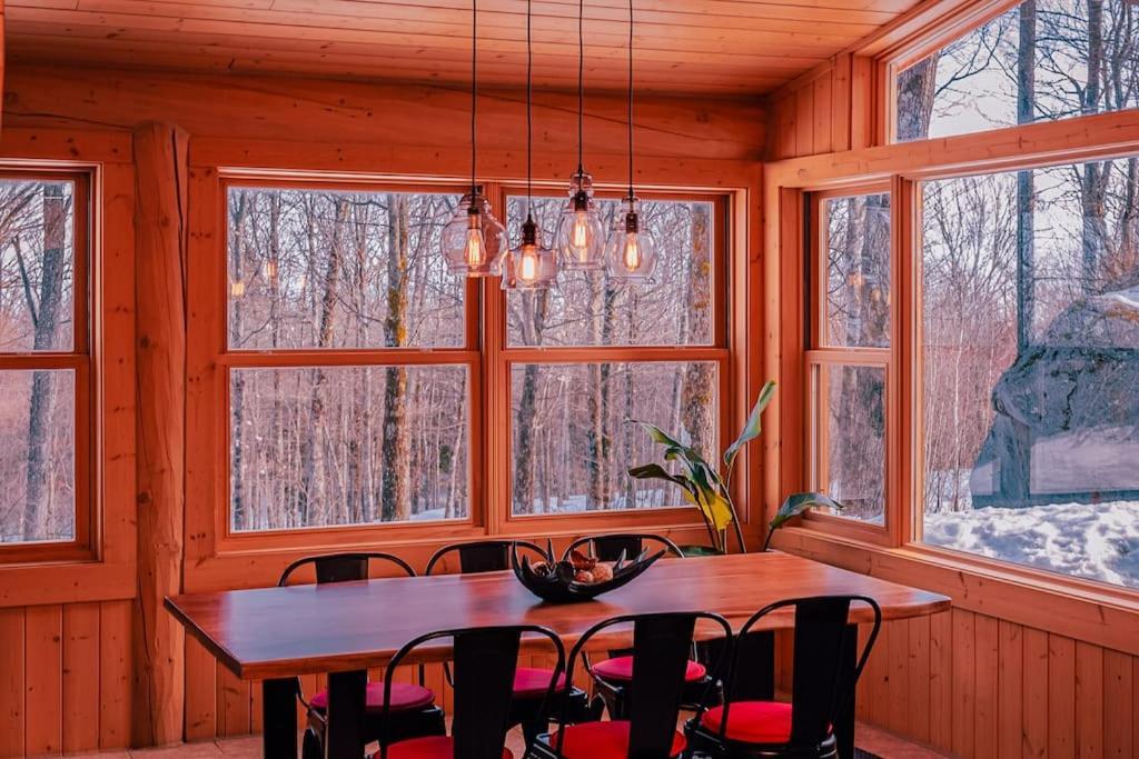 Private Hot Tub Sauna Ski Indoor Pool Nyctale Mille-Isles Εξωτερικό φωτογραφία